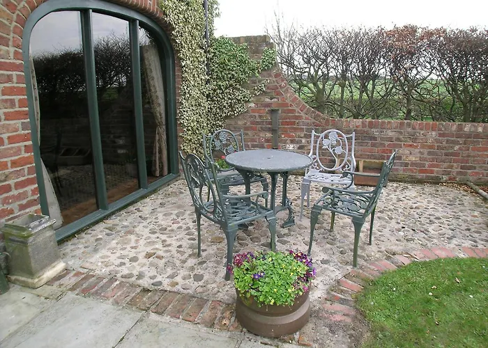 Spring Farm Barn * Grindale